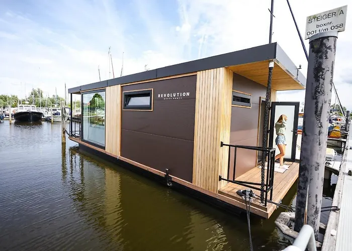 Revolution Houseboat